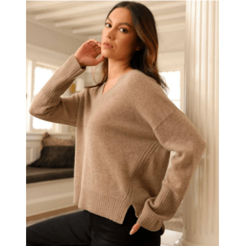 Alashan Cashmere Cashmere Devin V Neck Top at Helen Ainson